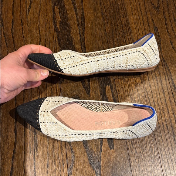 Rothy's Black and Cream Pointed Flats size 7 - Picture 8 of 10